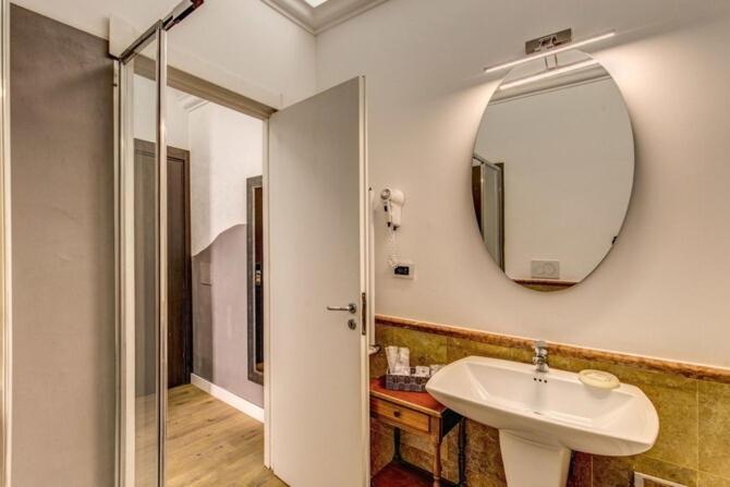 Hotel Smart Lux Roma Veneto Esterno foto