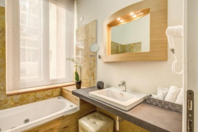 Hotel Smart Lux Roma Veneto Esterno foto