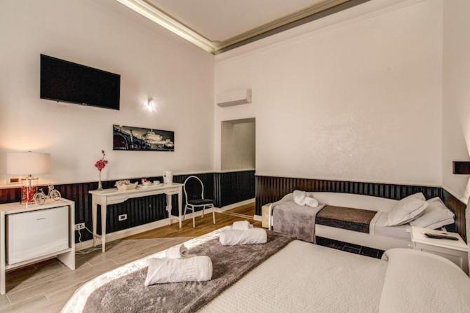 Hotel Smart Lux Roma Veneto Esterno foto