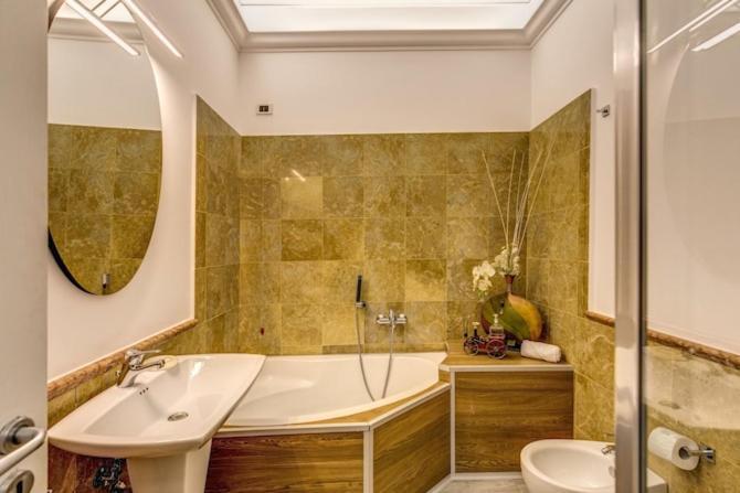 Hotel Smart Lux Roma Veneto Esterno foto