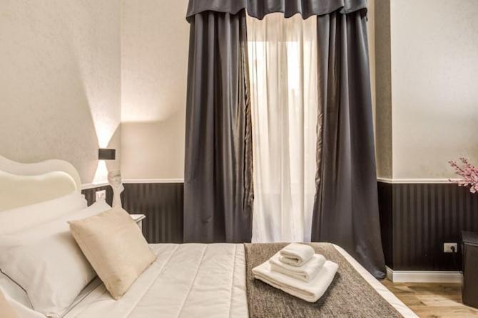 Hotel Smart Lux Roma Veneto Esterno foto