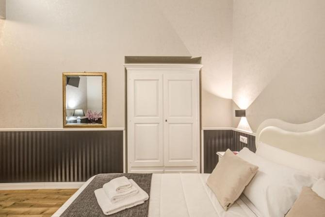 Hotel Smart Lux Roma Veneto Esterno foto