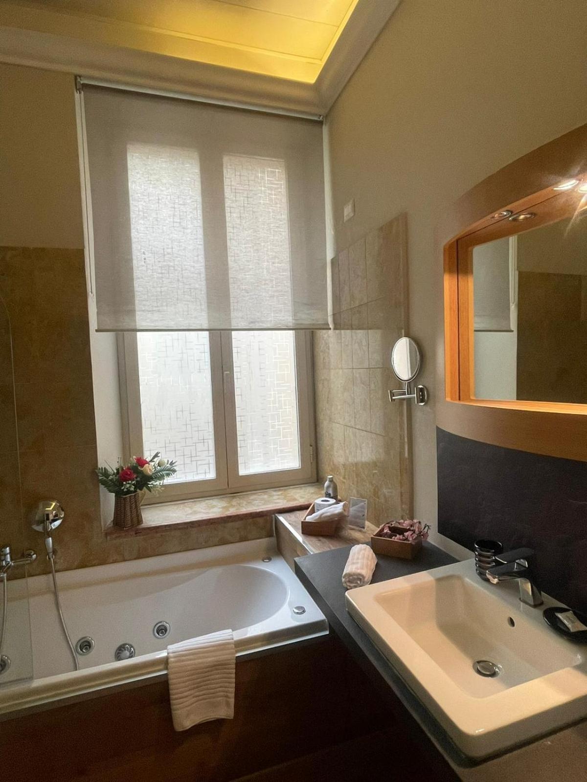 Hotel Smart Lux Roma Veneto Esterno foto